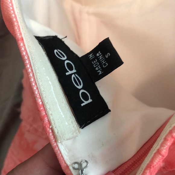 Short sexy BEBE dress - Picture 4 of 4